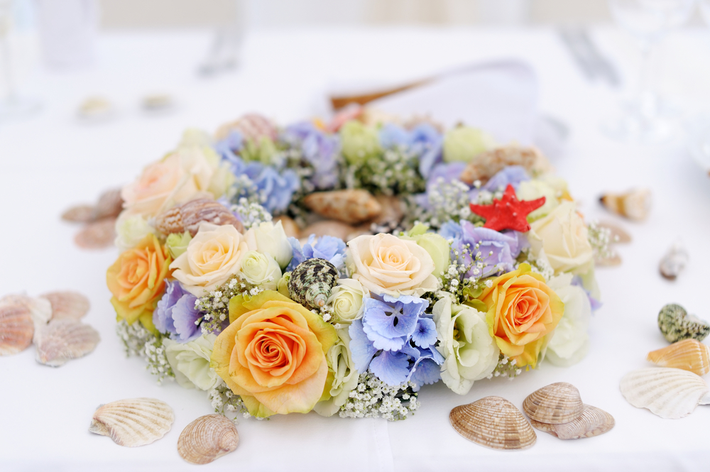 beautiful-flower-arrangement-for-party