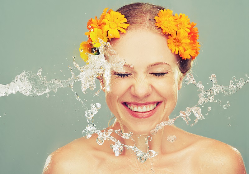 DIY Summer Beauty Products Using Flowers
